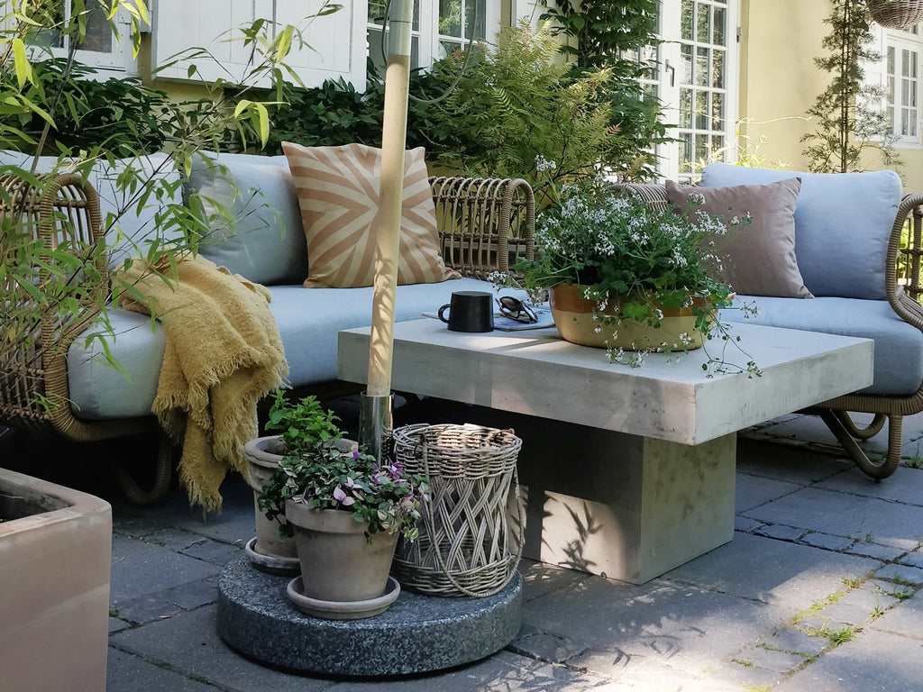 The perfect garden corner for a cup of coffee and a good book