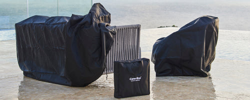 Conjunto de fundas protectoras negras para varios artículos, diseñadas para proteger contra los elementos y mejorar la durabilidad.