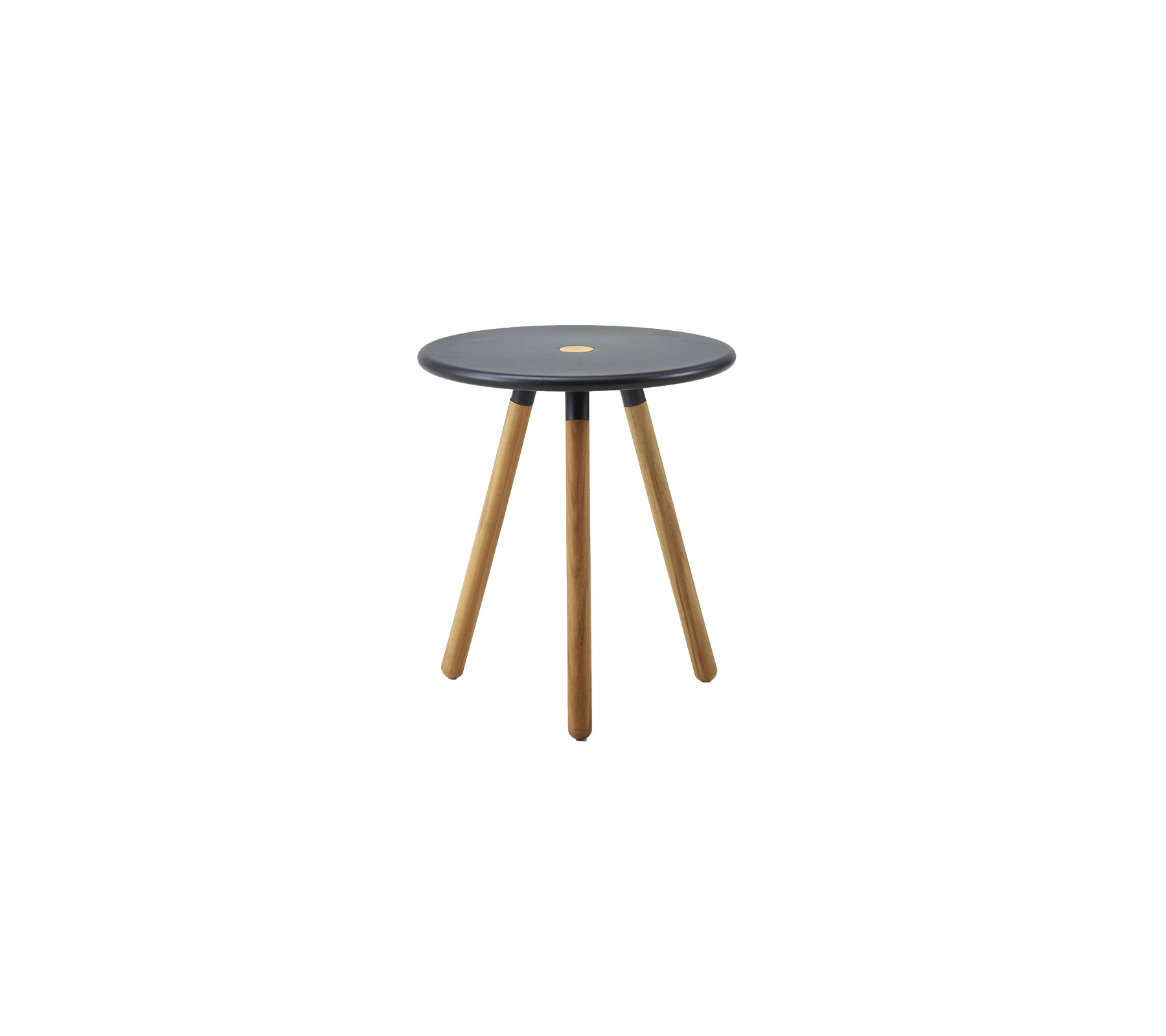 Una pequeña mesa auxiliar moderna con una parte superior redonda oscura y tres patas de madera, que ofrece un toque elegante a cualquier espacio.