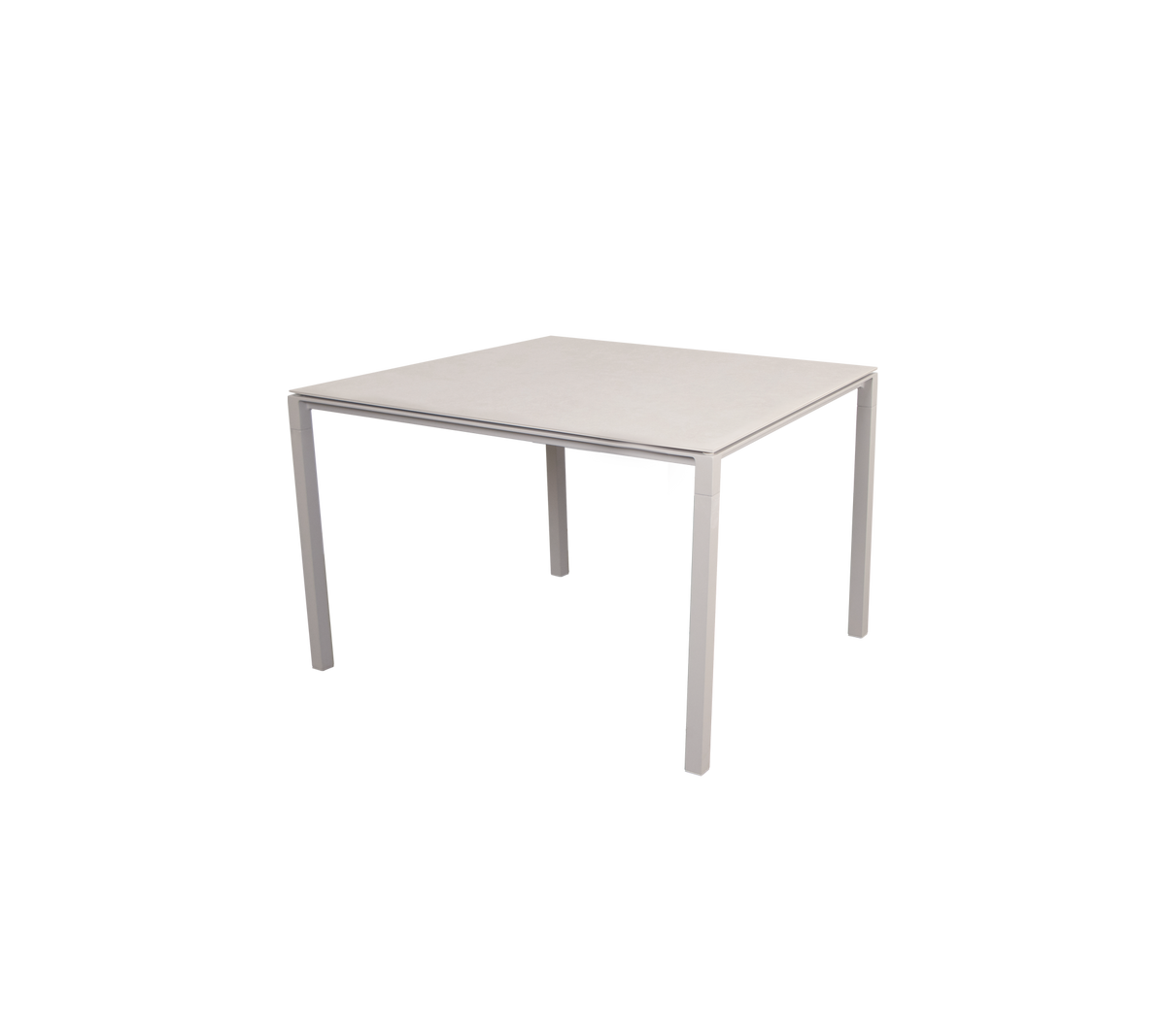 Mesa cuadrada con un diseño elegante y minimalista, que cuenta con una superficie plana y cuatro patas robustas, adecuada para diversos entornos.