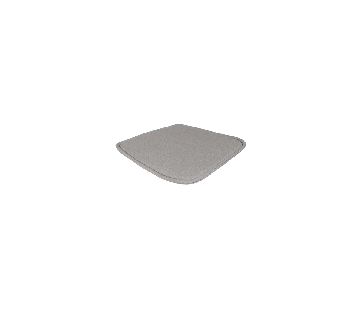 Un cojín de asiento simple, en forma cuadrada y de color gris claro, con bordes suaves y un diseño minimalista.
