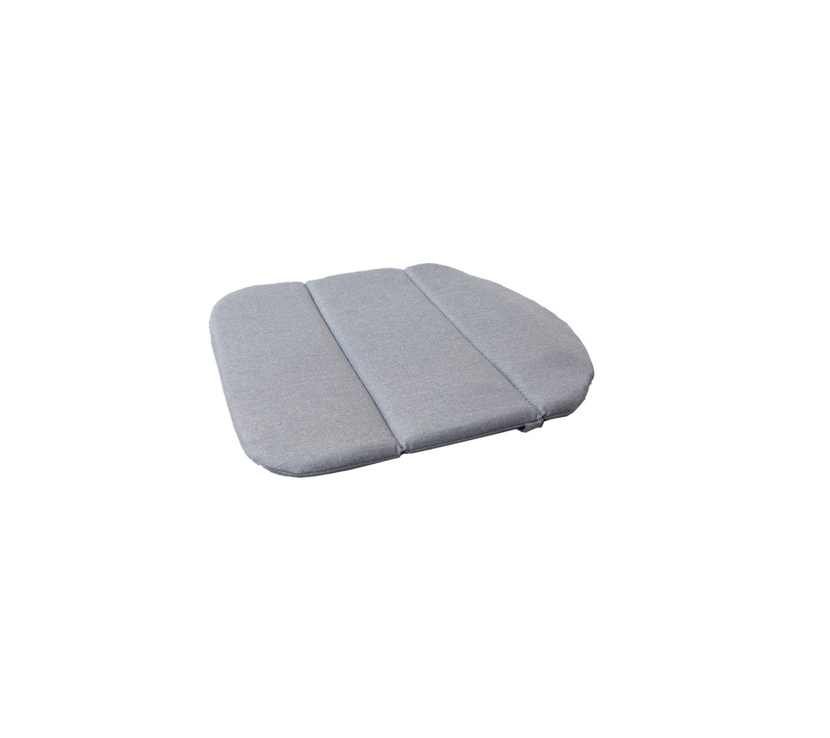 Cojín de asiento gris con tres secciones distintas para mayor comodidad y soporte. Ideal para mejorar la experiencia de asiento.
