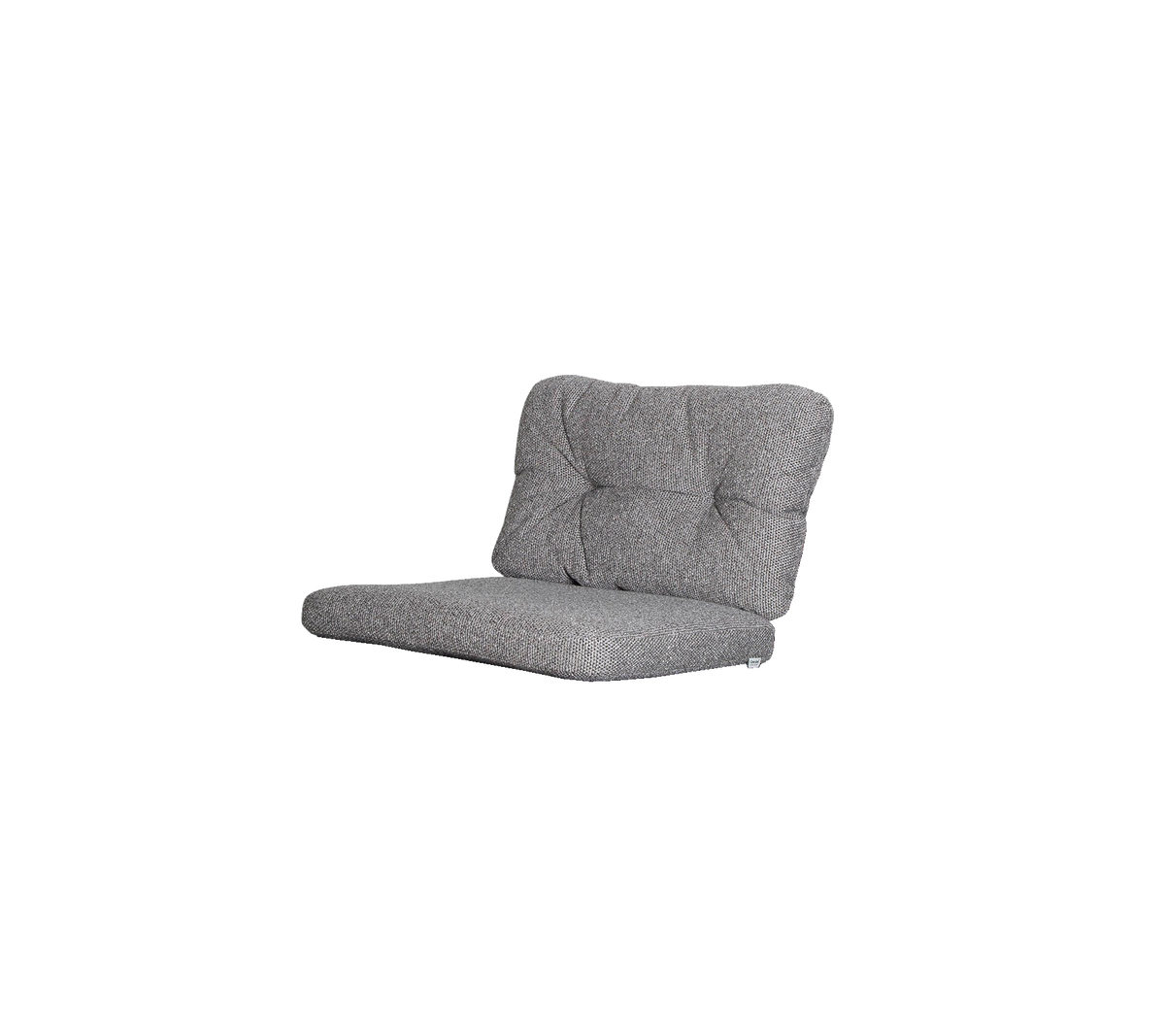 Sillón tapizado en gris con respaldo acolchado y un diseño de bajo perfil, ideal para sentarse de manera informal y relajarse.