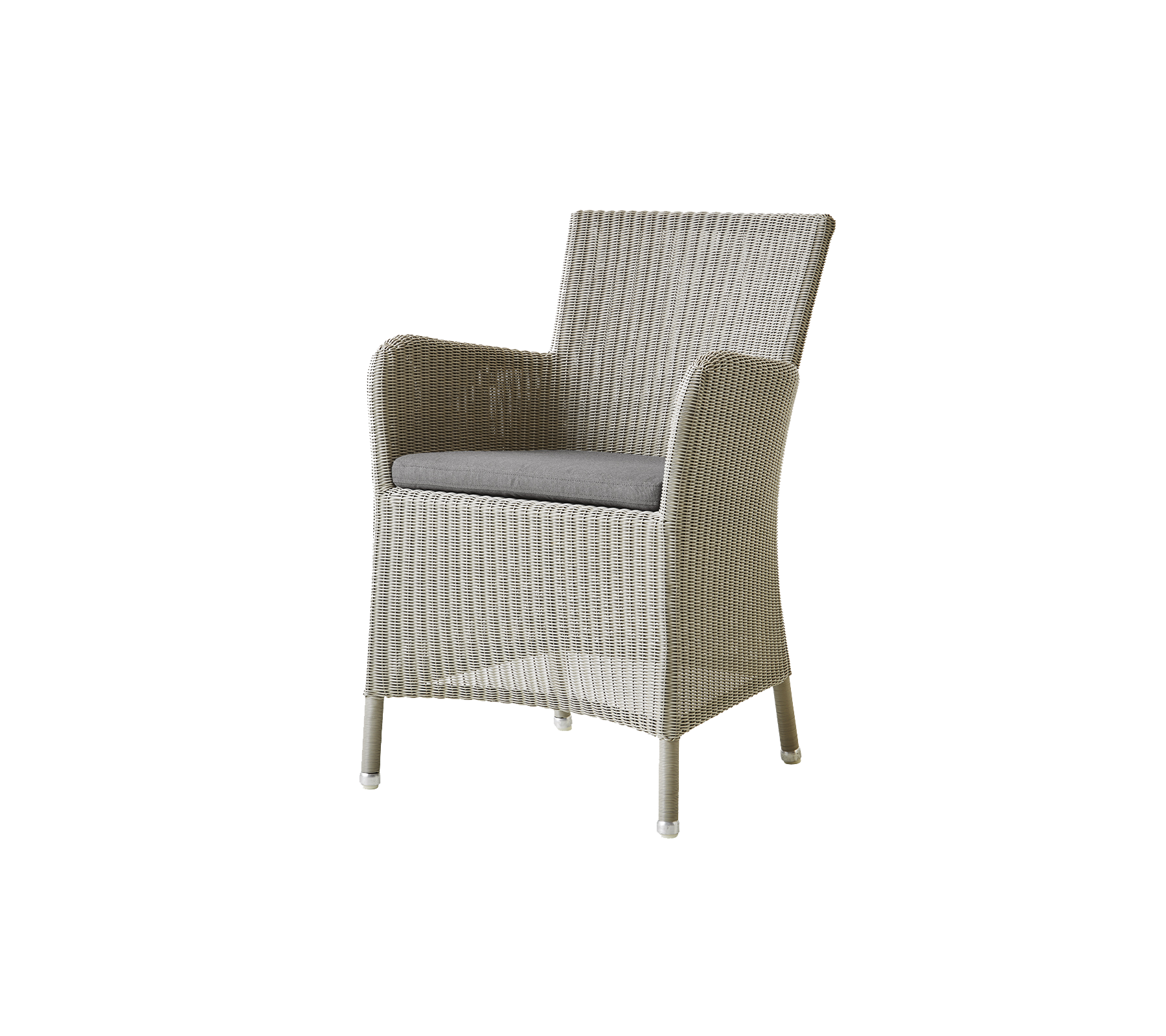 Silla tejida ligera con reposabrazos y un cojín acolchado, diseñada para la comodidad y el estilo. Perfecta para la relajación.