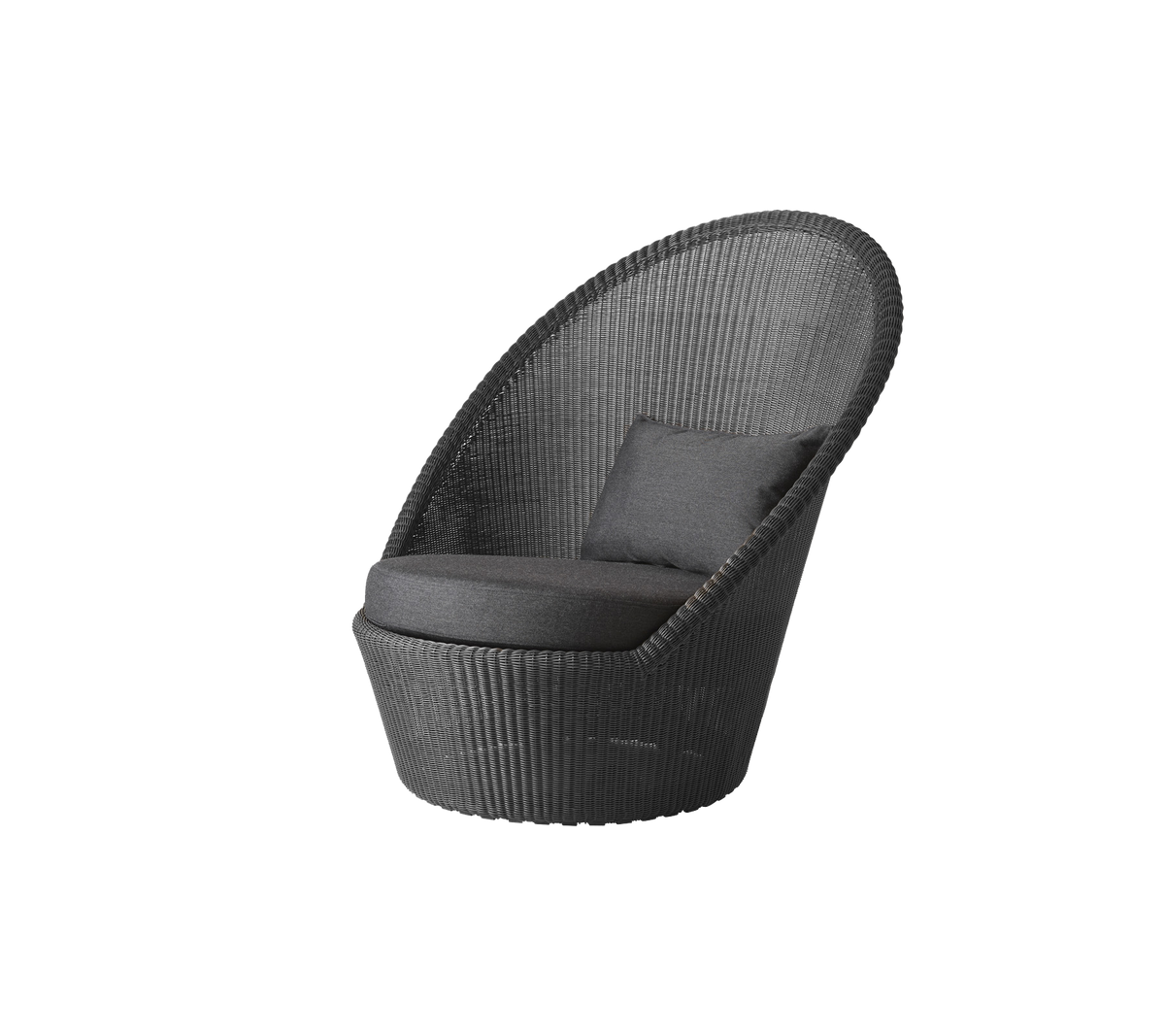 Silla elegante y moderna con un diseño curvado y un cojín cómodo, perfecta para relajarse y mejorar la estética de cualquier espacio.