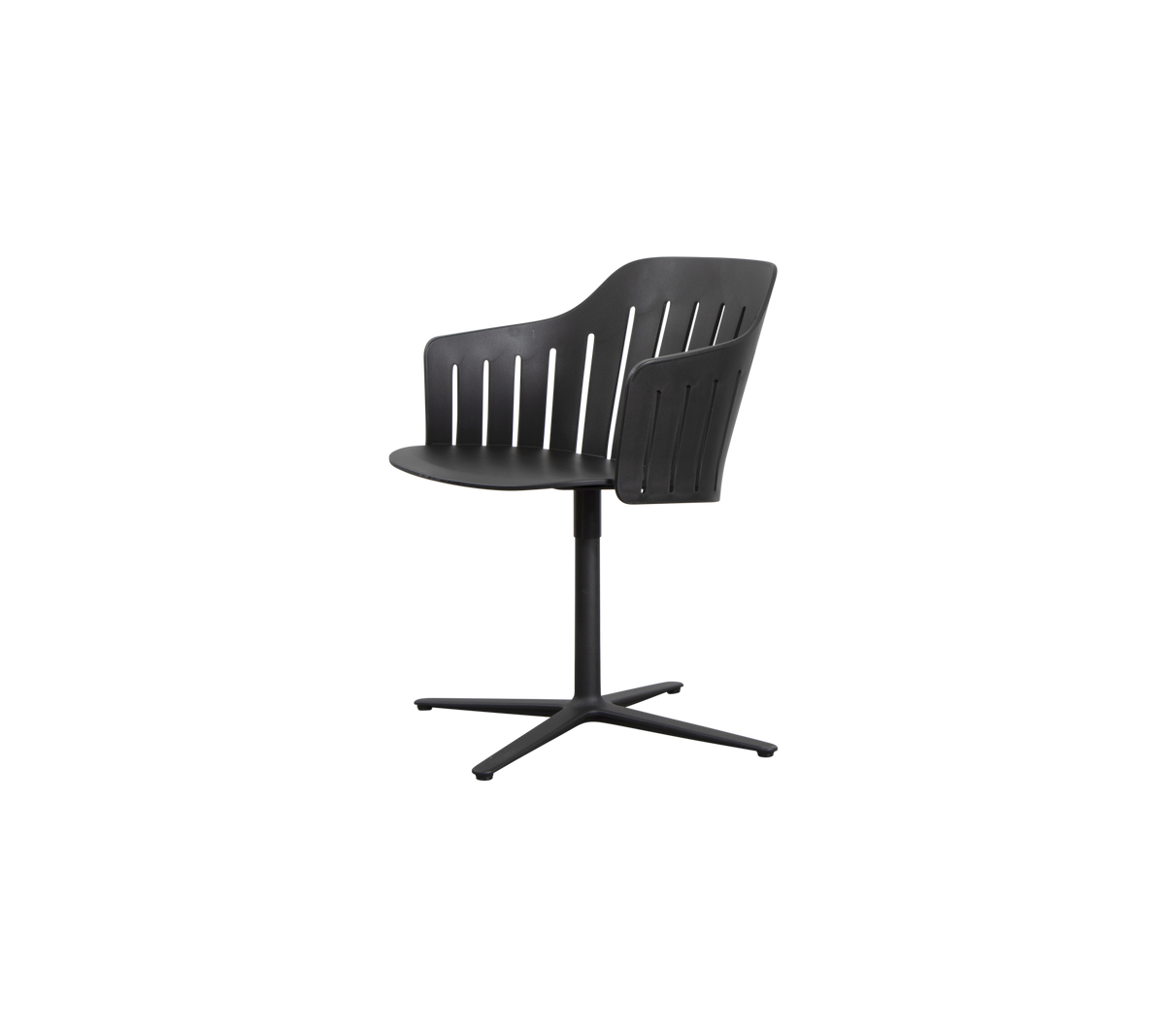 Silla negra elegante con respaldo curvado, diseño de listones y base de cuatro patas para asientos modernos.