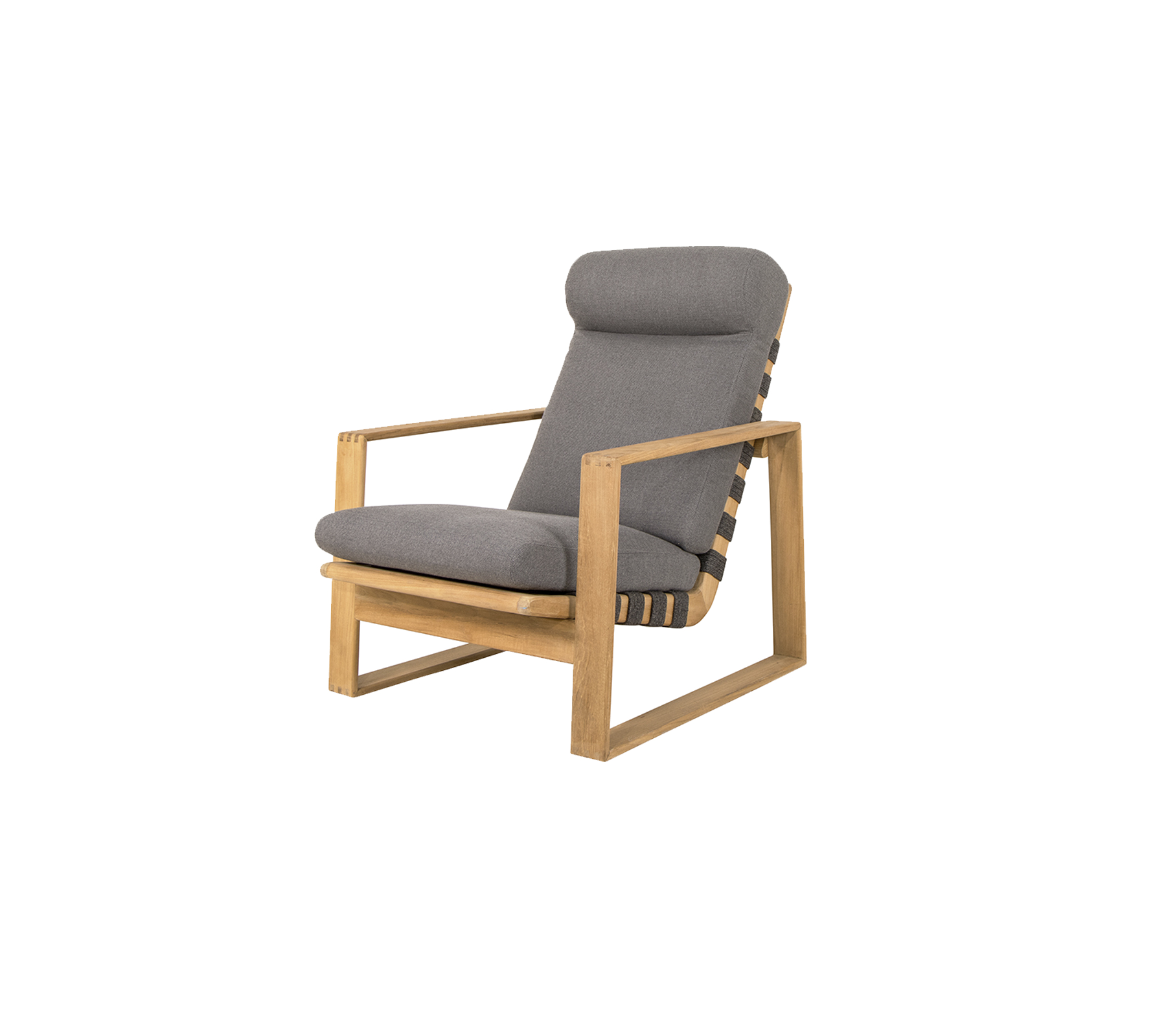 Silla elegante con un marco de madera y cómodos cojines grises, perfecta para relajarse y para una decoración moderna.