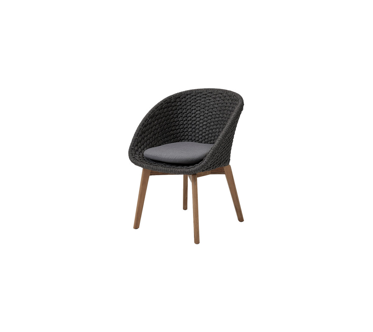 Silla elegante con un diseño tejido y un asiento acolchado, complementada con patas de madera para mayor elegancia y comodidad.