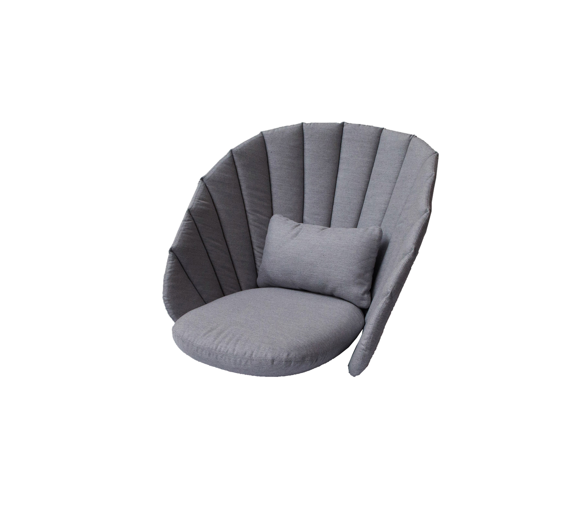 Sillón lounge gris elegante con un diseño redondeado y un cojín suave, que ofrece una opción de asiento acogedora.
