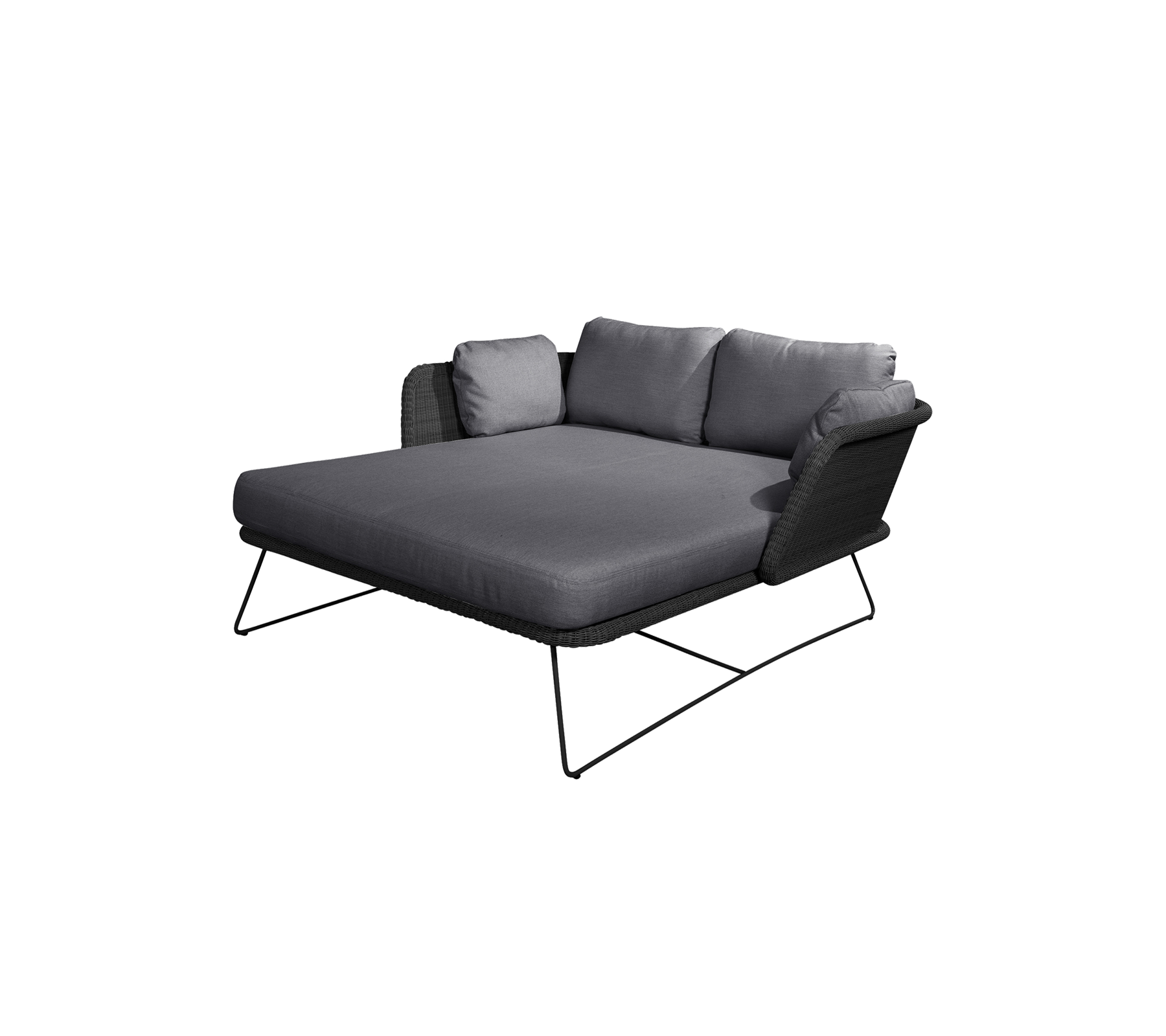 Sillón lounge gris elegante con cojines mullidos y patas de metal elegantes, perfecto para relajarse.