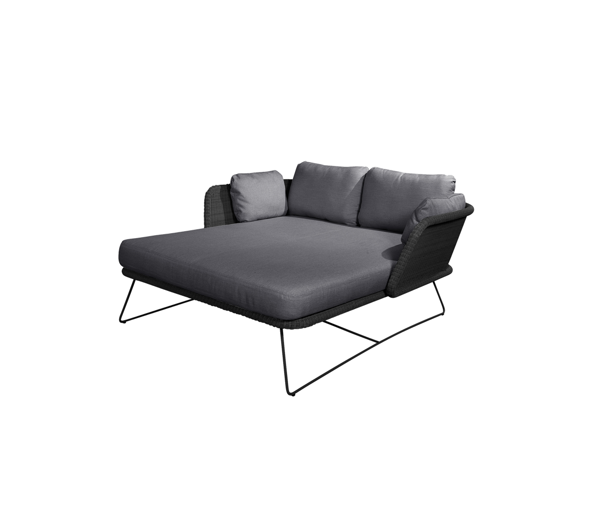 Sillón lounge gris elegante con cojines mullidos y patas de metal elegantes, perfecto para relajarse.