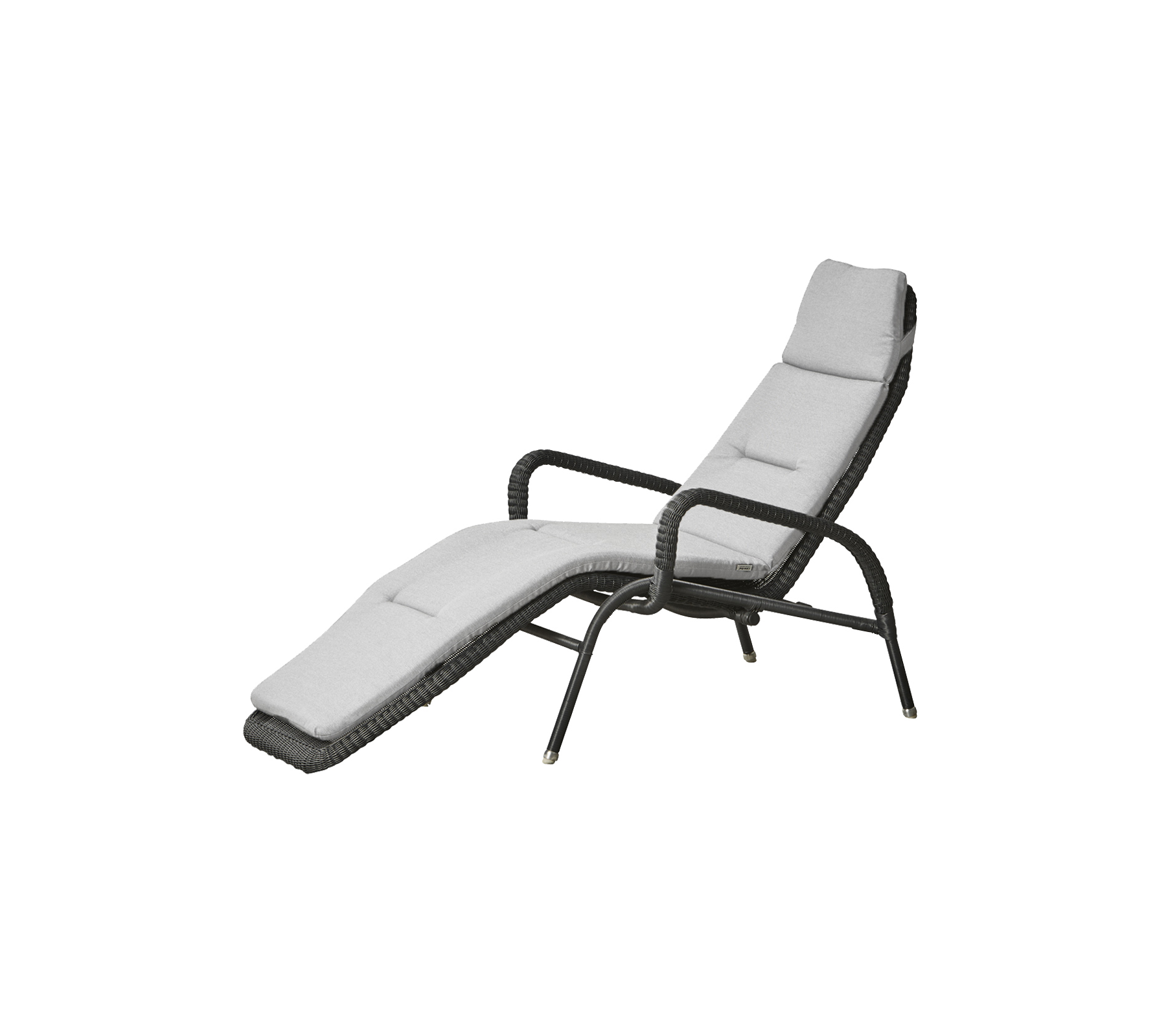 Sillón cómodo con un diseño elegante, que cuenta con un asiento y respaldo acolchados para la relajación. Ideal para el tiempo libre.