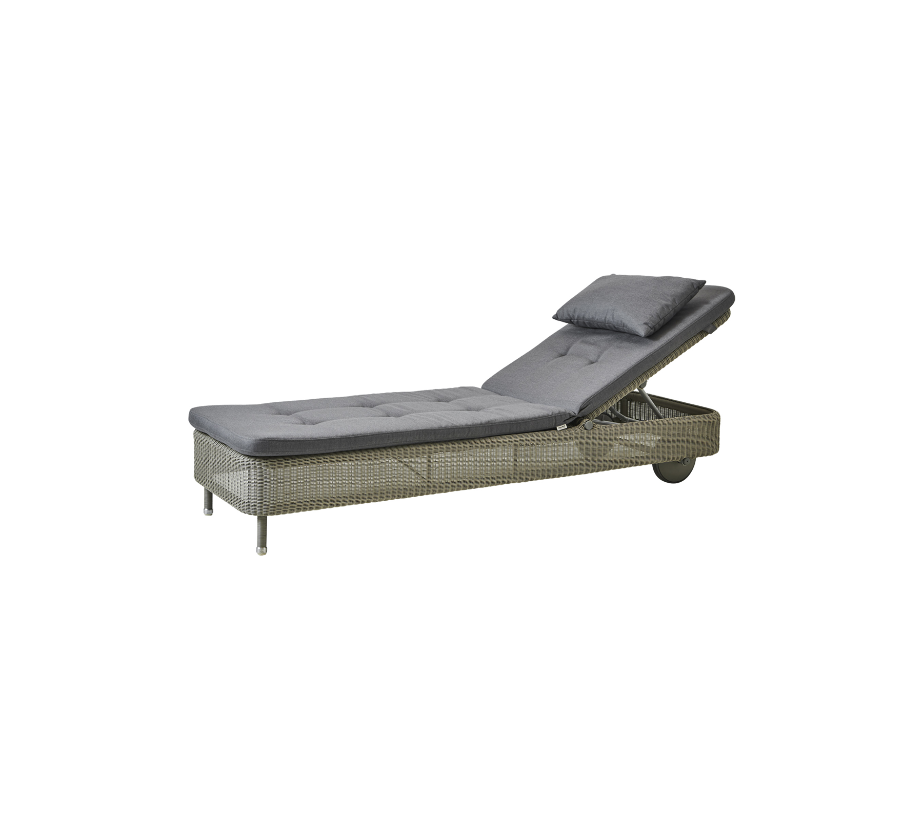 Sofá chaise lounge elegante con un cojín gris, que presenta un diseño elegante y respaldo ajustable para la relajación.