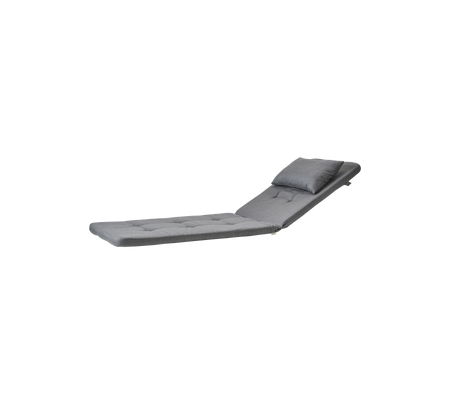 Sofá chaise longue ajustable y elegante en una moderna tela gris, con un diseño acolchado y un cómodo reposacabezas. Perfecto para relajarse.