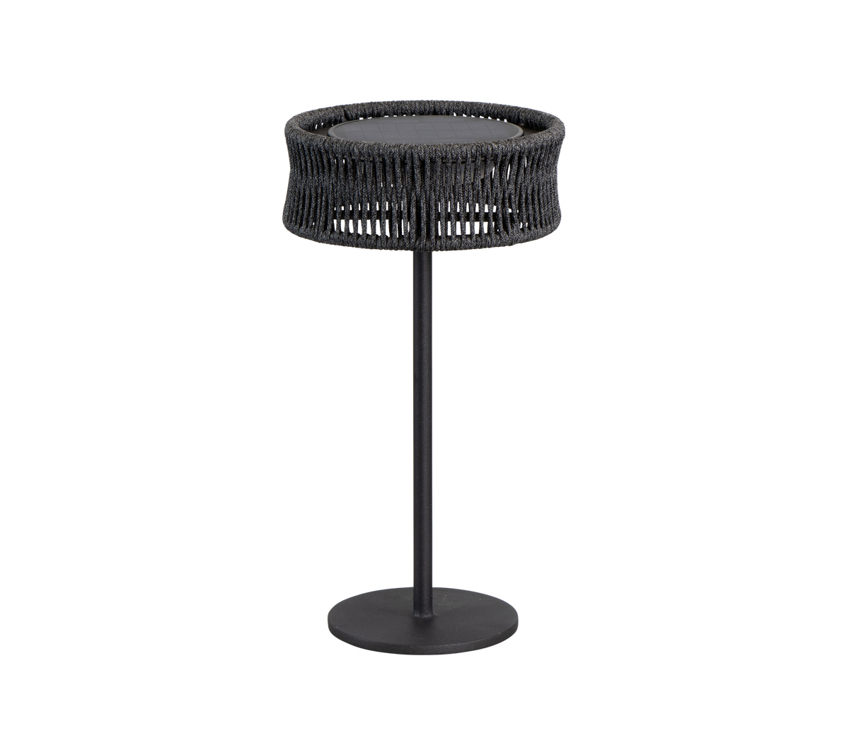 Una mesa elegante y moderna con una superficie redonda y una textura tejida, soportada por una sencilla base de metal negro.