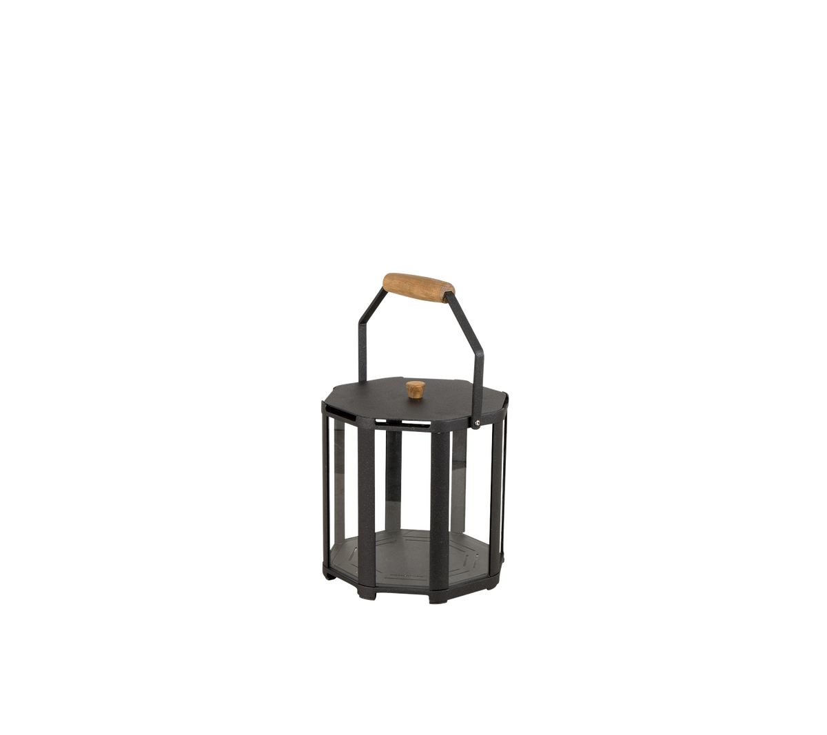Linterna elegante con un marco de metal negro y mango de madera, diseñada para sostener una vela o fuente de luz.