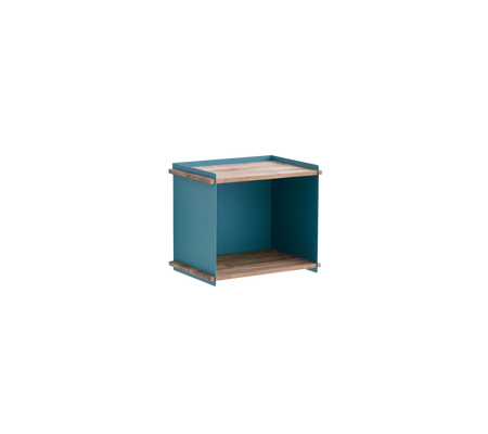 Unidad de almacenamiento compacta y moderna con una parte superior de madera natural y lados azules, ideal para organizar pequeños artículos o como una exhibición decorativa.