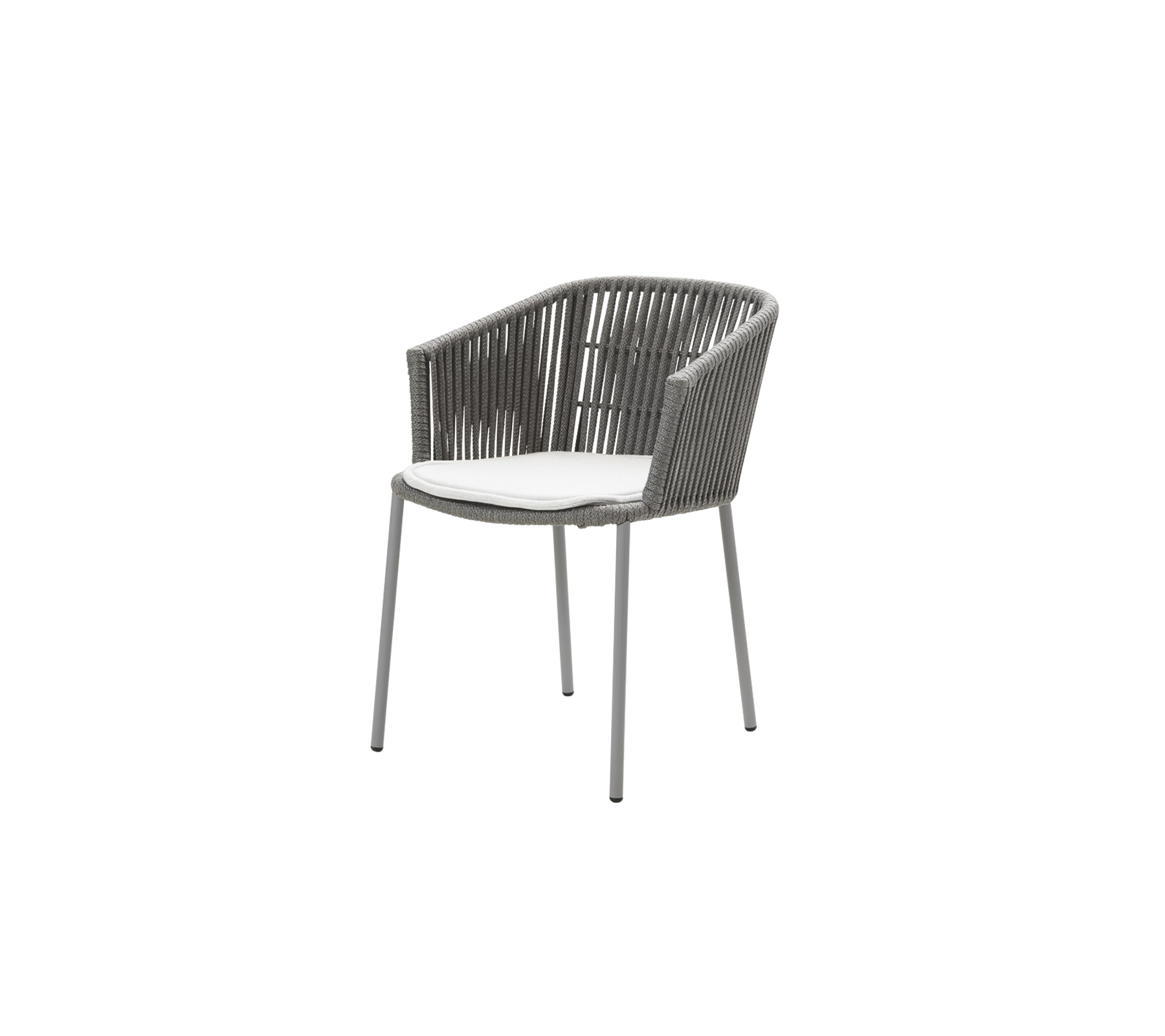 Silla gris estilizada con respaldo curvado y cómodo cojín blanco, diseñada para espacios modernos.