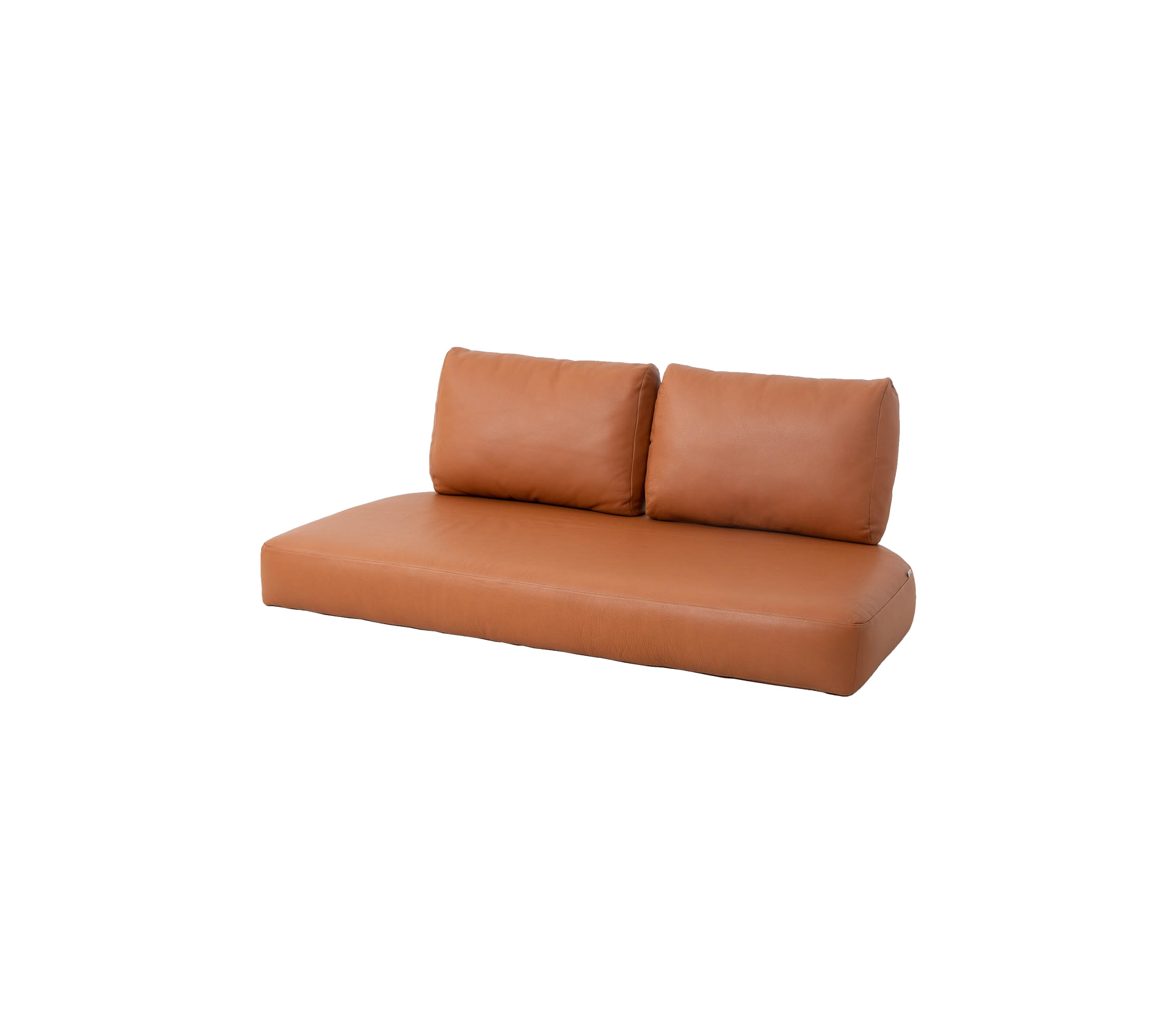Sofá marrón con dos cojines de respaldo, con un diseño elegante y moderno. Perfecto para una zona de estar con estilo en cualquier espacio.