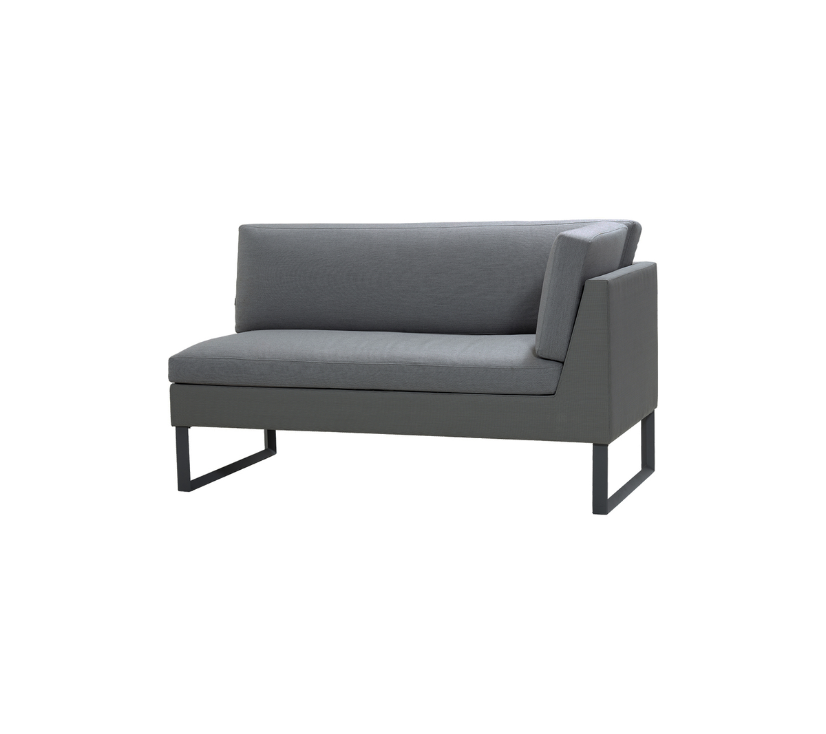Sofá moderno de dos plazas en una elegante tela gris con patas de metal minimalistas y un diseño contemporáneo, ideal para un asiento con estilo.