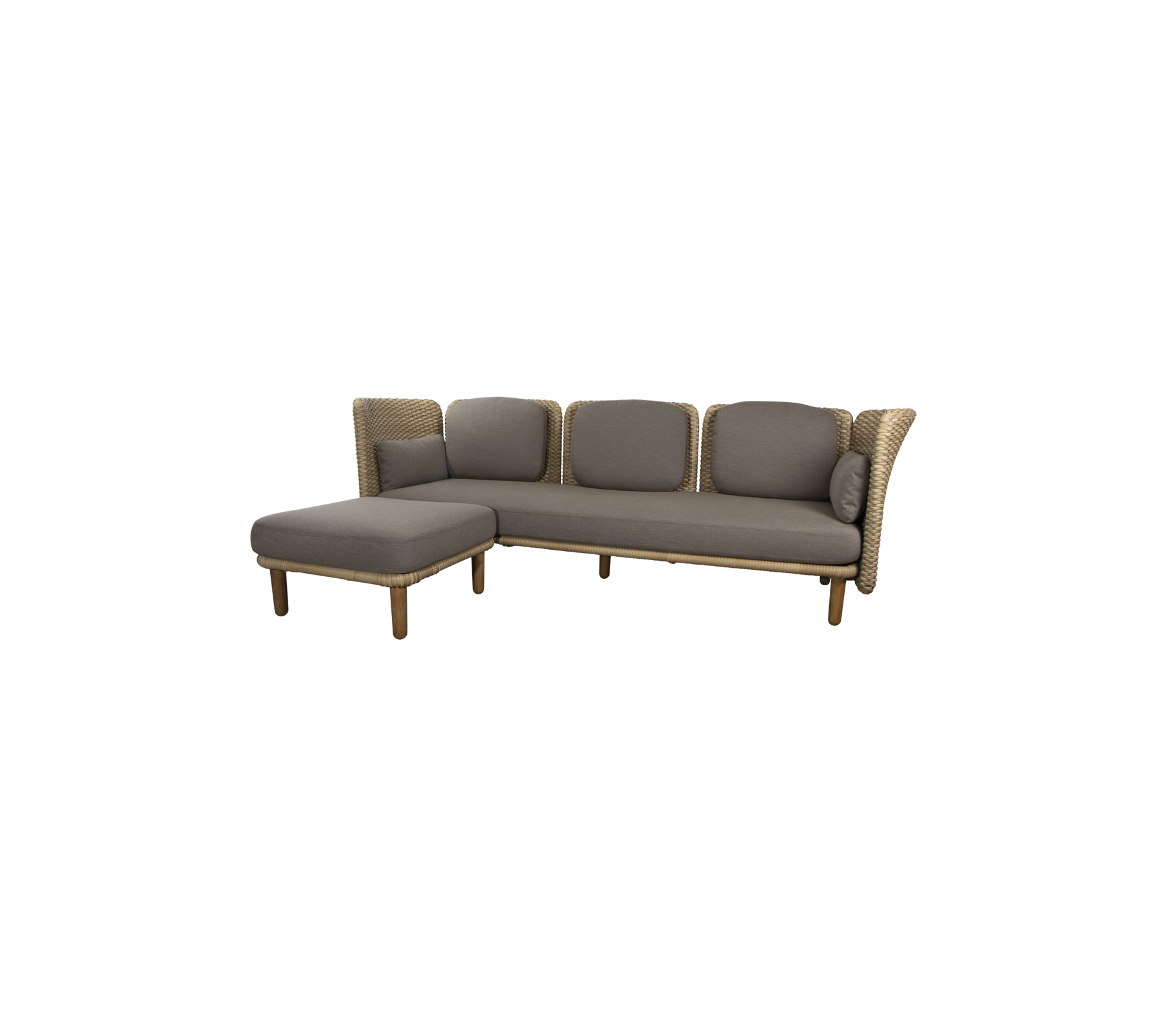 Sofá sección moderno con cojines gris suaves y patas de madera resistentes, diseñado para la comodidad y el estilo. Ideal para relajarse o socializar.