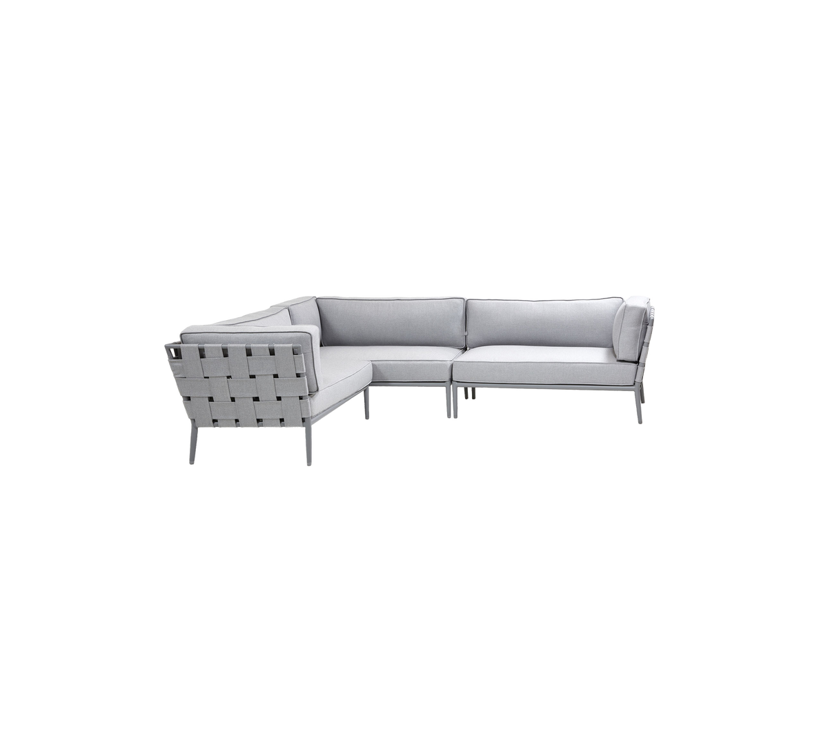 Sofá seccional moderno gris claro con un diseño minimalista y detalles tejidos en el respaldo, perfecto para un asiento elegante.