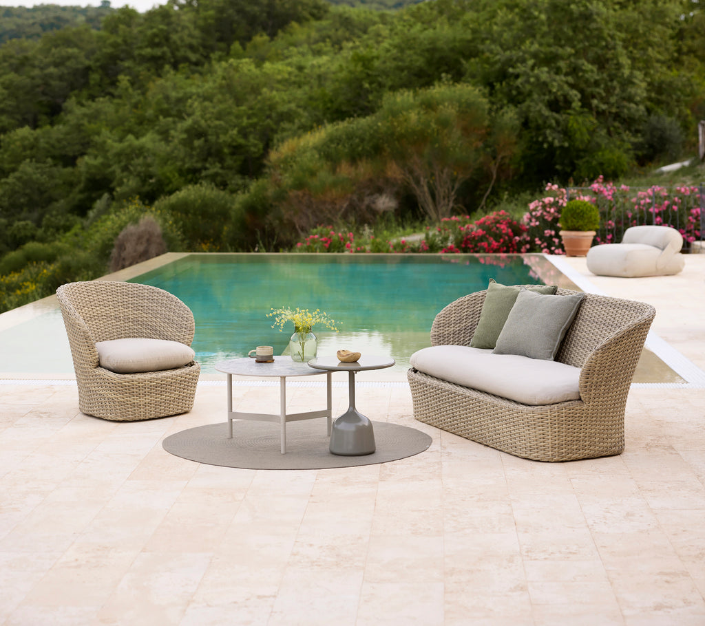 Sillón lounge Coast con base giratoria