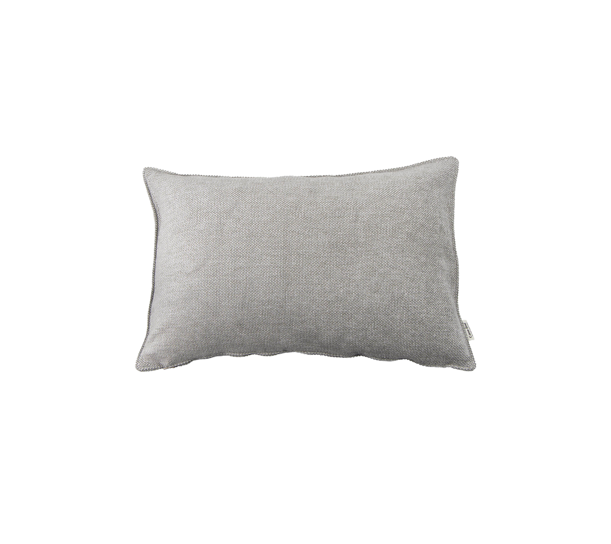 Cojín rectangular gris con una superficie de tela texturizada, diseñado para uso decorativo o de comodidad.